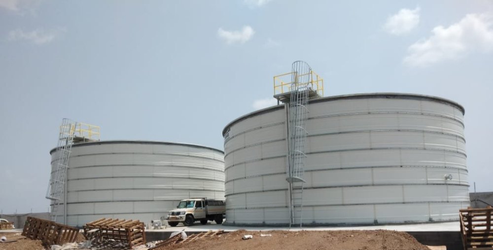 STEEL CREAM Water Storage Tank, Capacity(Litre): 30000-5000000