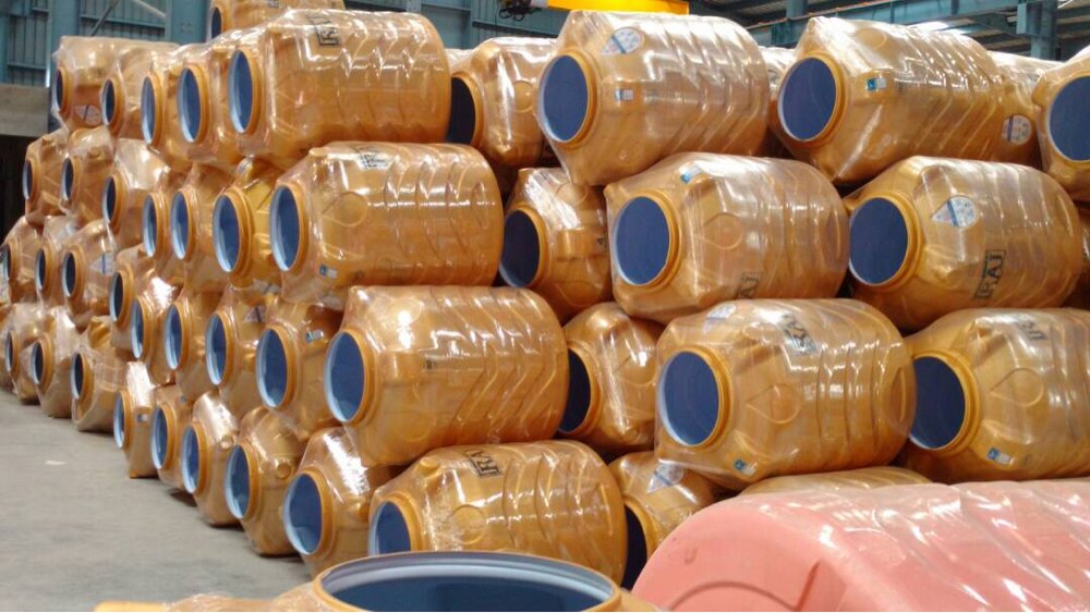 Plasto 14 Loft Tank, Manhole Diameter: 200-400 mm