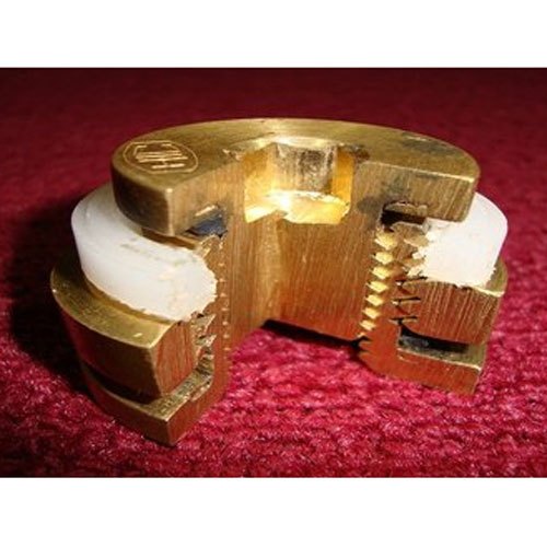 Polished Round Brass Boss-Nut-Plug Assembelies for Plastic Fuel Tank
