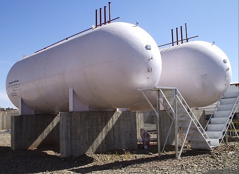 Steel Silver 10.5T LPG Tank for Pressure Vessel, For Industrial Usage, Storage Capacity: 2000L