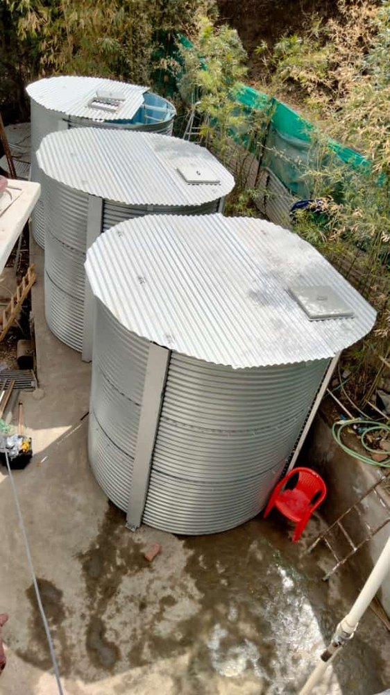 Zincalume Steel Water Storage Tank, Storage Capacity: 2000 L