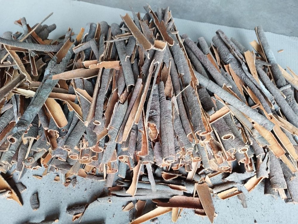 Vietnam Cassia Split, Packaging Size: 10kg Box