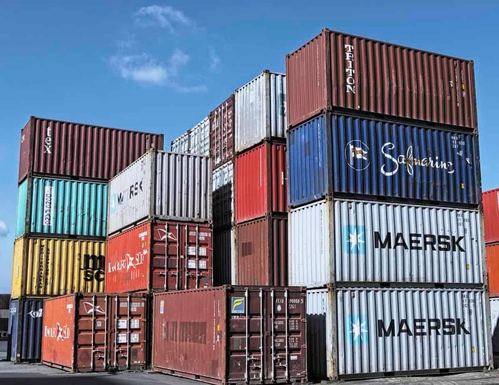Metal 20 feet Mild Steel Shipping Container, Capacity: 5 Ton
