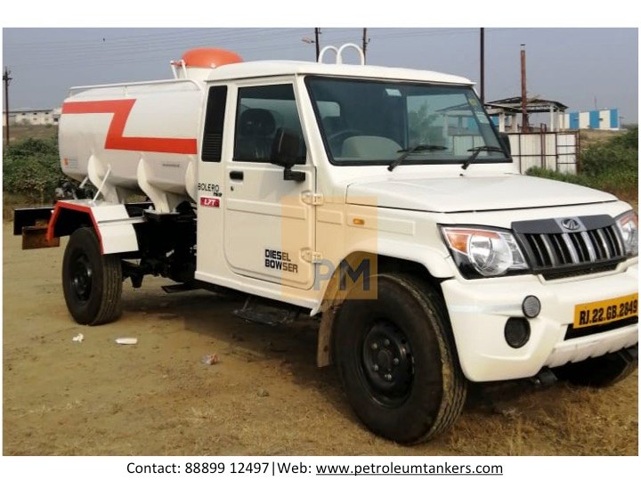 2 KL Diesel Bowser, Capacity: 2000 Litres