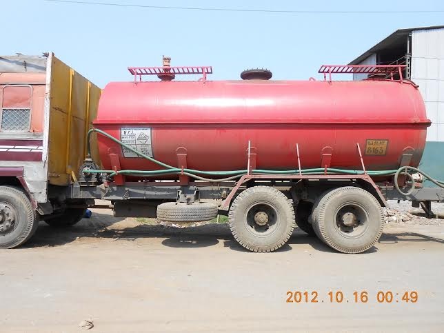 Black Round Hdpe Fabricated Tank, Storage Capacity: 2000 - 50000, 10mm To 30mm
