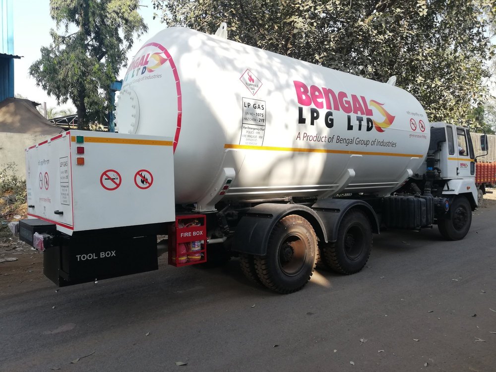 LPG Bobtail Road Tankers, For Industrial, Capacity: Upto 18 Mt