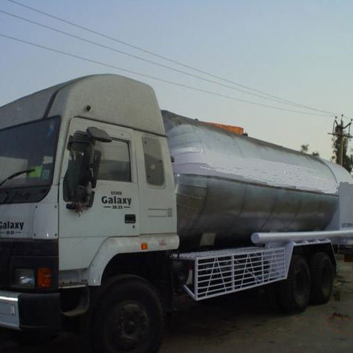 Semi Automatic Transport Tanks, Capacity: 5000-10000 liter
