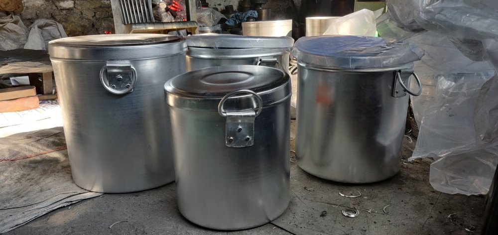Food Products Aluminium Atta Drum, Packaging Type: Plastic, Capacity: 0-50 litres