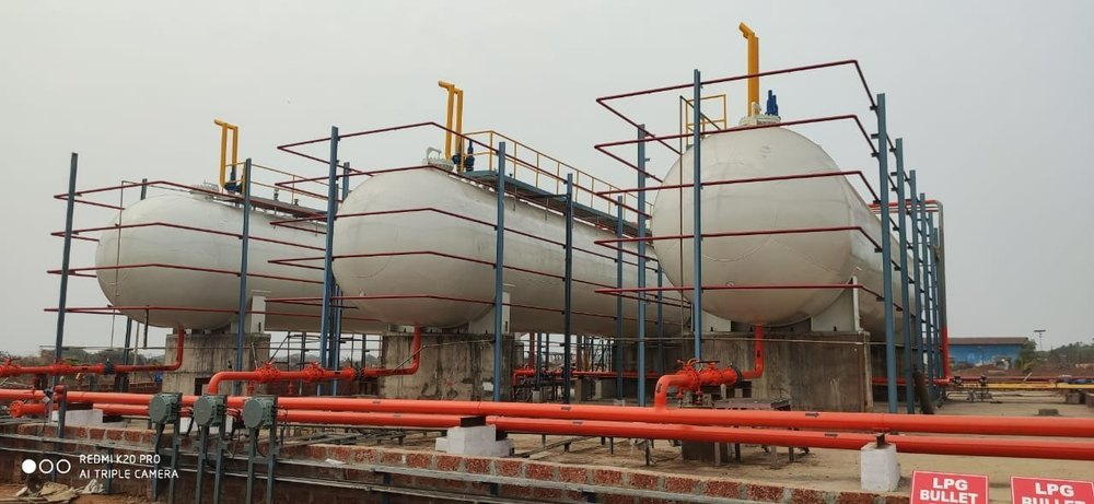 White Above Ground LPG Storage Tank, Storage Capacity: UPTO 150 MT