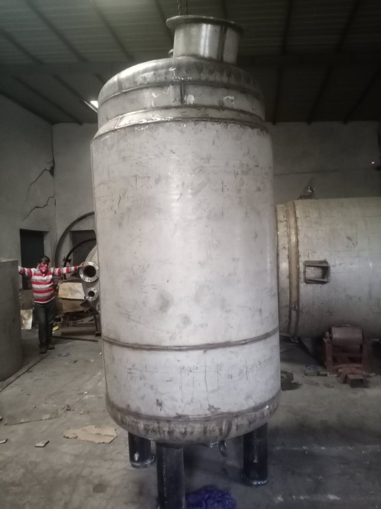 Oil Storage Tanks, Capacity: 500L TO 50 KL