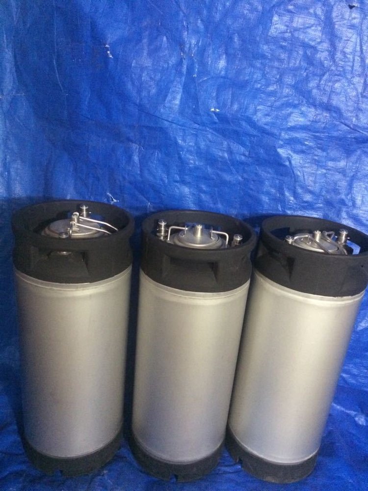 Gayatri S.S. 304 Soda Syrup Tank, Capacity: 0-250 L