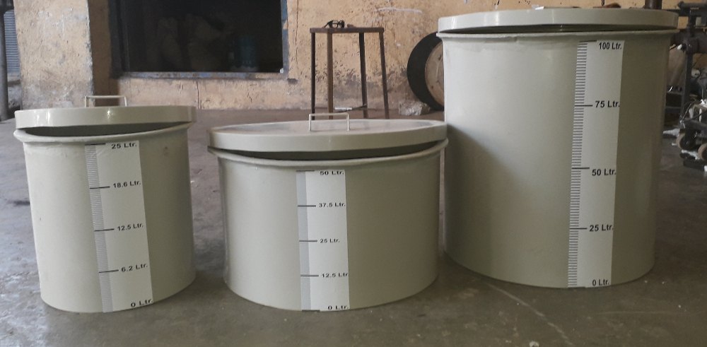 Chemicals/Oils Polyethylene Chemical Dosing Tanks, 15, 100
