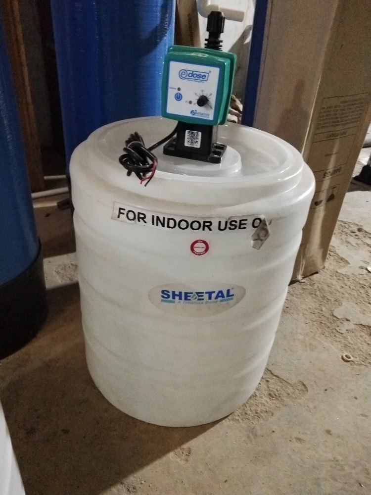 Milk/Dairy Plastic Chemical Dosing Tanks, Storage Capacity: 60ltr