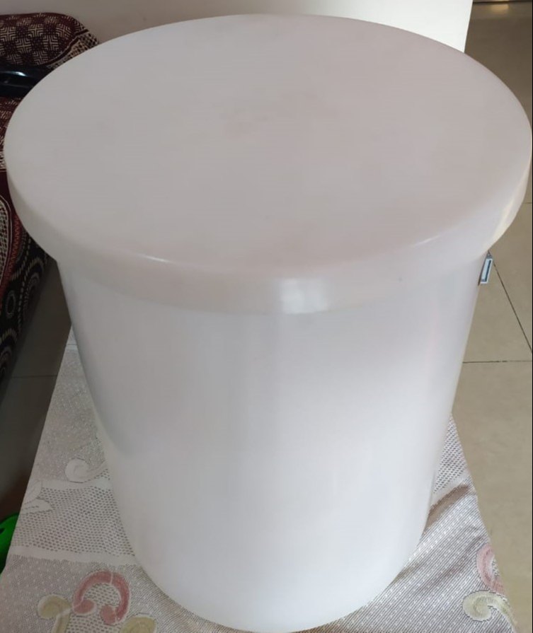 Chemical Storage Tanks Manual Dosing Tank, 150-200 psi, Storage Capacity: 30 Ltrs To 2000 Ltrs