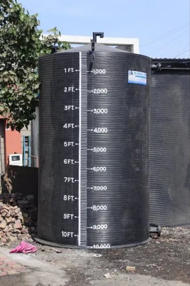 Black HDPE Spiral Chemical Storage Tank, Storage Capacity: 2000 litre