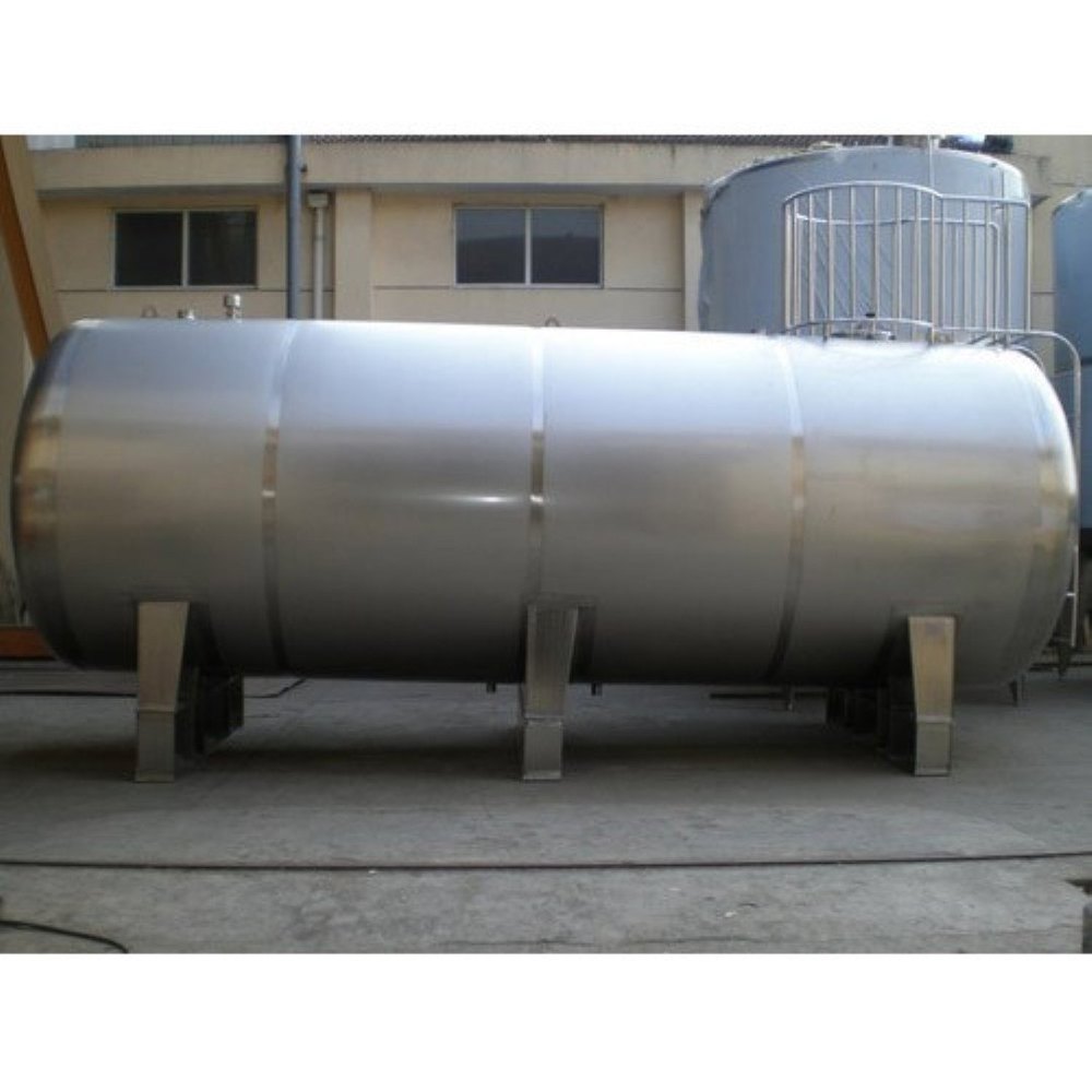 Horizontal Stainless Steel Tanks, Capacity: 1000 - 50000 LTR