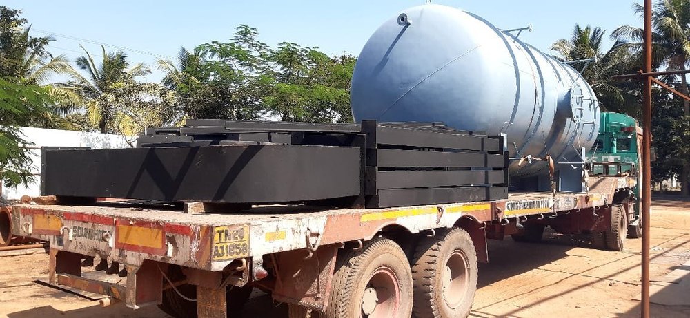 Metal Chemicals/Oils Horizontal MS SS Tanks, Capacity: 500 - 30000L
