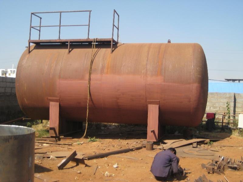 MOTORS INDIA Ms Ss Storage Tanks, Capacity: 5000-10000 L