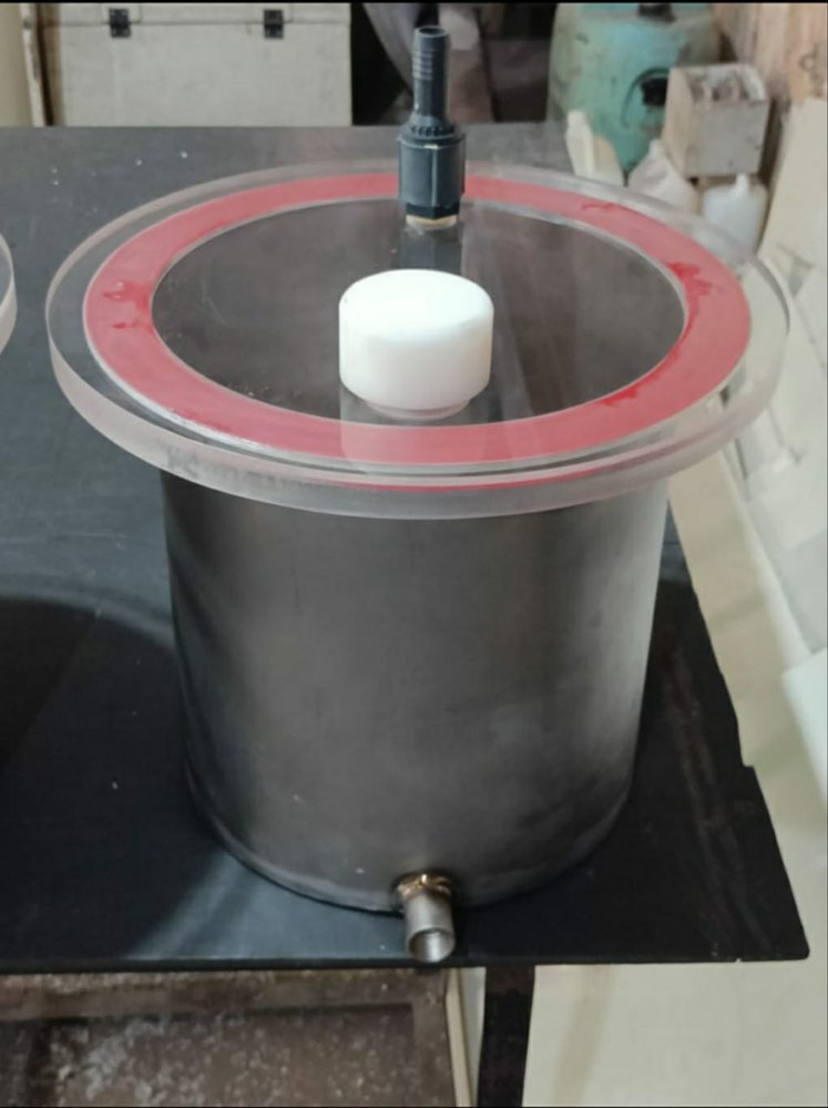 Gold Refinery Titanium Tank, Capacity: 25 L