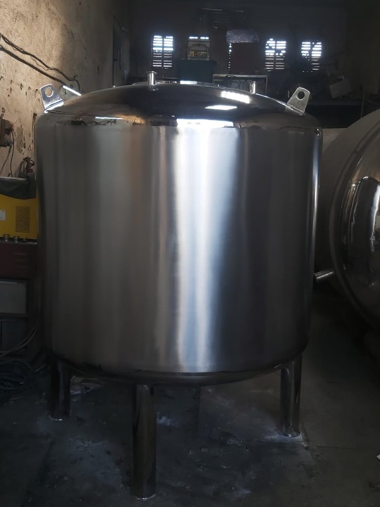 TGPE Chemicals/Oils S S Tank, For Storage, Capacity: 500-1000 L