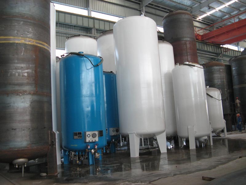 Black Mild Steel Cryogenic Storage Tank