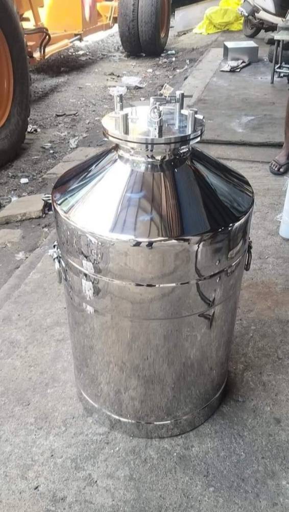 shivam industries stainless steel Ss 316l Pressure Vessel, Max Design Pressure: 0-10 bar, Capacity: 0-20 L