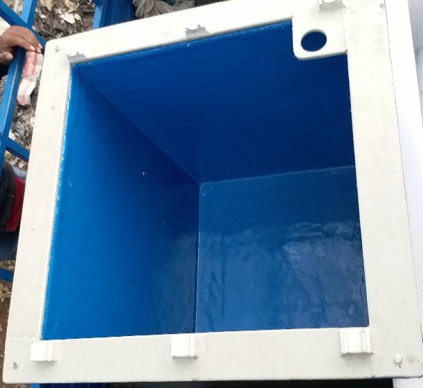 Vary Rectangular Frp Vinyl Coated Chrome Plating Tank, Storage Capacity: 1000L