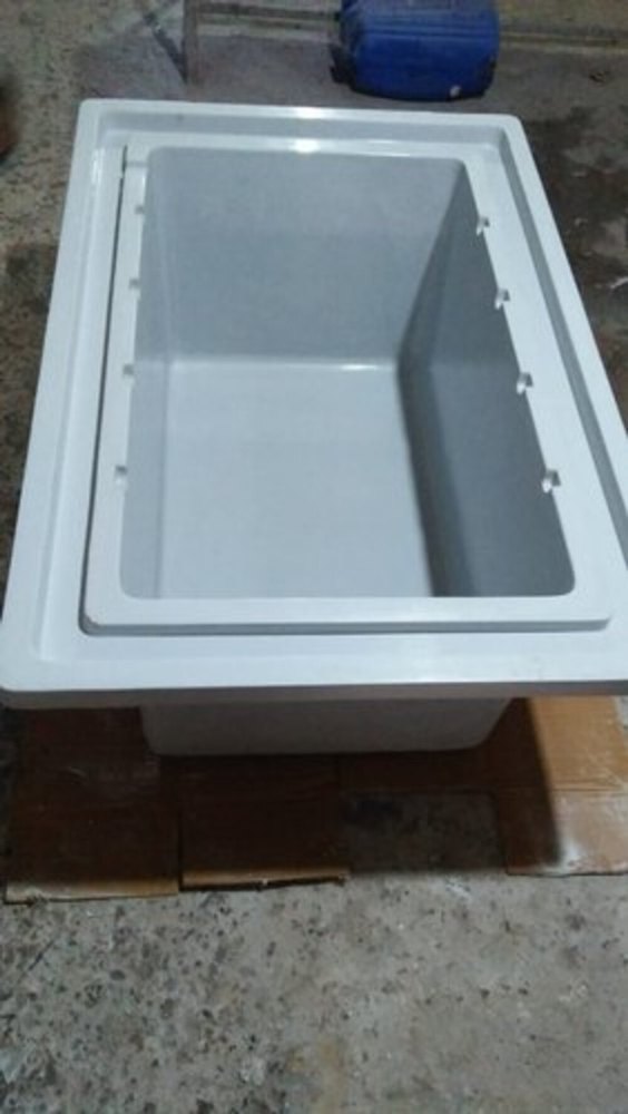 Rectangular Chemicals/Oils frp electroplating tank, For Chemicals, Storage Capacity: 300 L