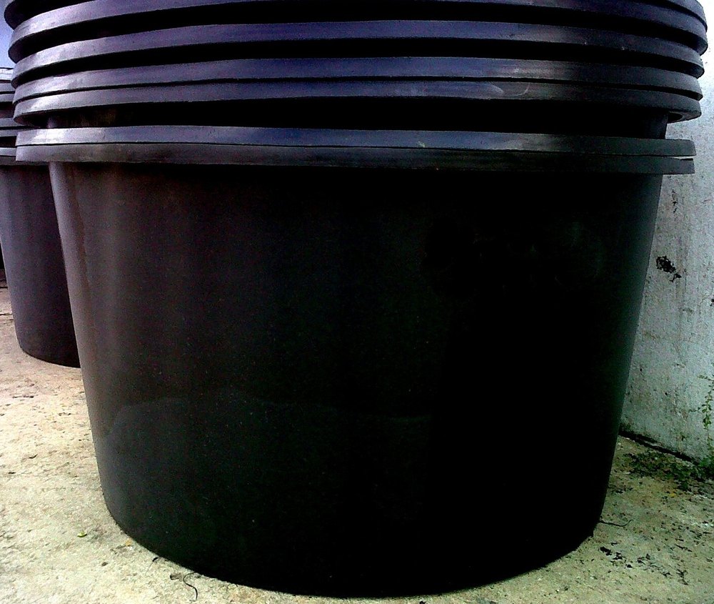 Hatching Tank