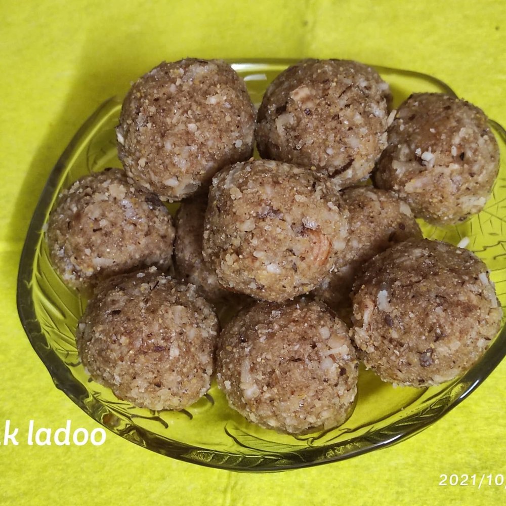 Balaji Enterprise Desi Ghee Dink Ladoo, Available Laddu: Gond Laddu, Packaging Size: 250gm