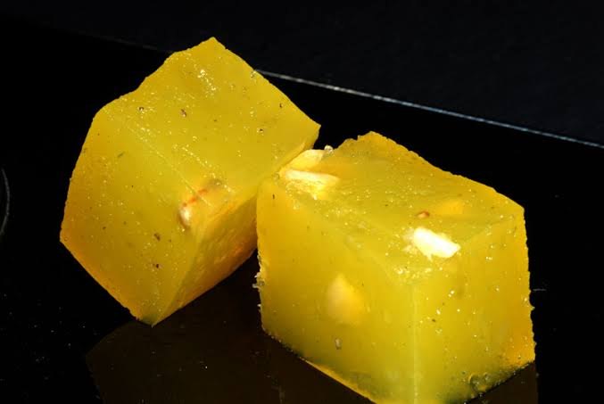 Mister Chips Spl Yellow Halwa Sweet, Packaging Size: 100gms, India