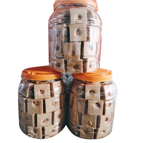 100% Milk, Sugar Fresh Mawa Burfi, Packaging Size: 50 Piece