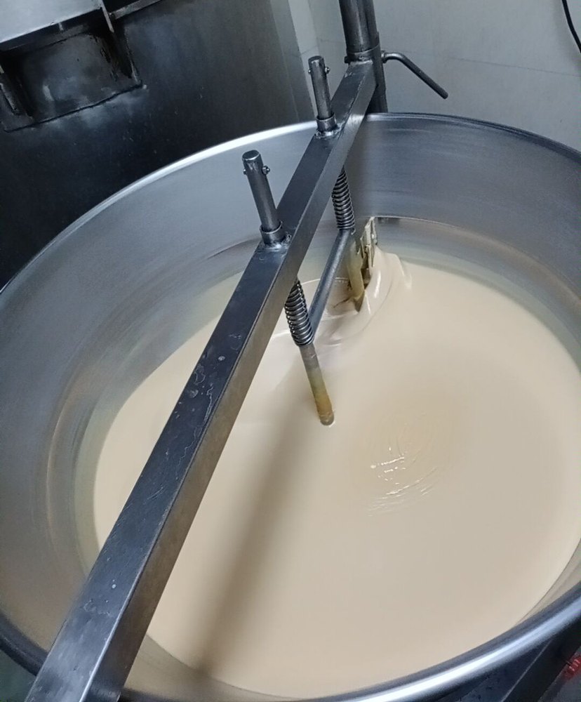 N6 Basundi Rabdi, Packaging Size: 1 kg, Packaging Type: Packet and can