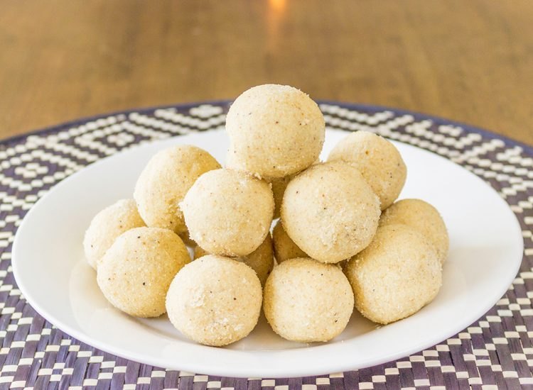 IN HOUSE Desi Ghee Rava Laddu, Packaging Type: Sealed Pouch