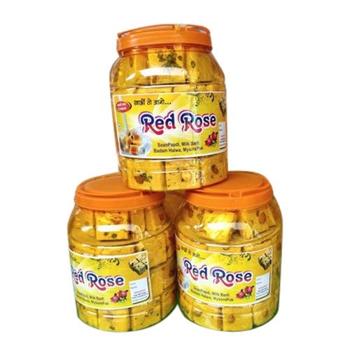 Red Rose 100% Orange Soan Papdi, Packaging Size: 50 Piece