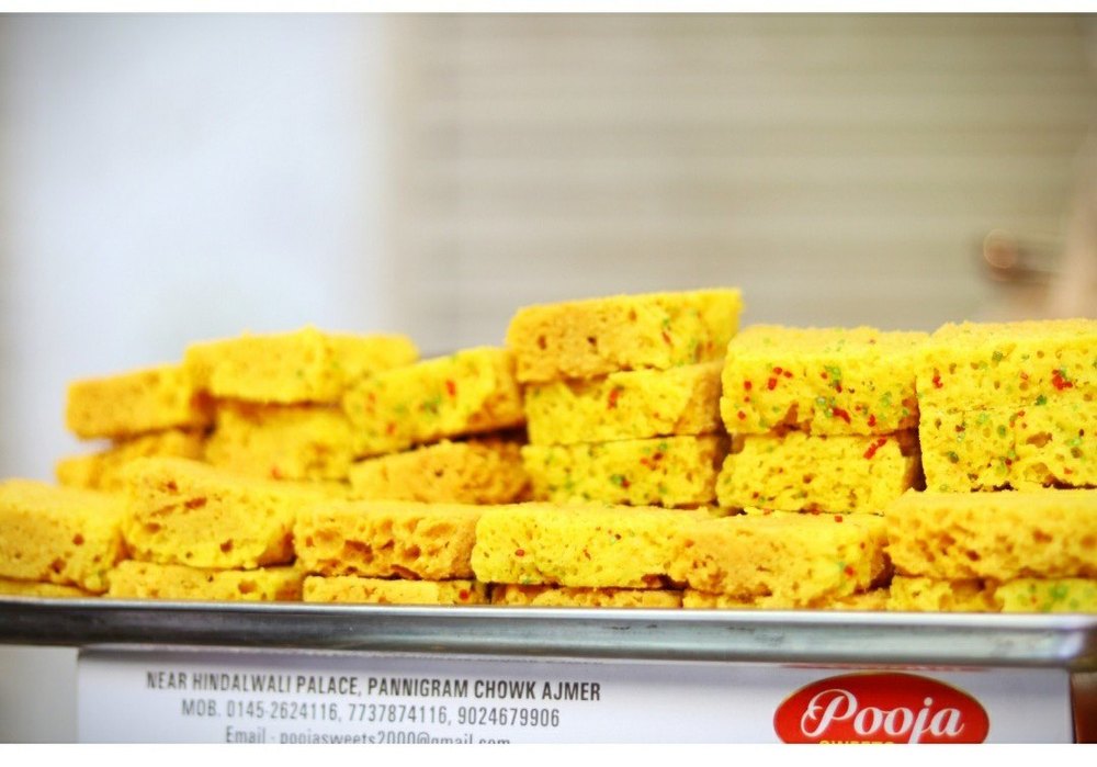 Milk Burfi Sugar . Cardamom Mysore pak, Packaging Size: 9 kg Tin, Packaging Type: 9kg Tin