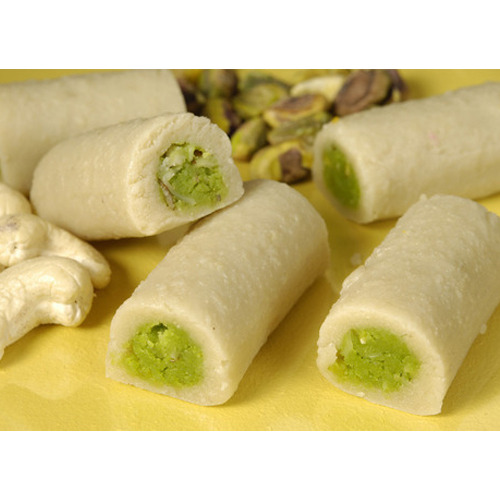 Kaju Pista Roll