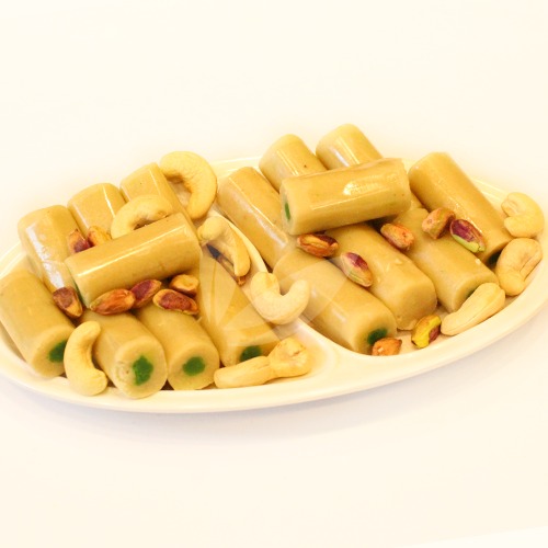 Kaju Pista Roll