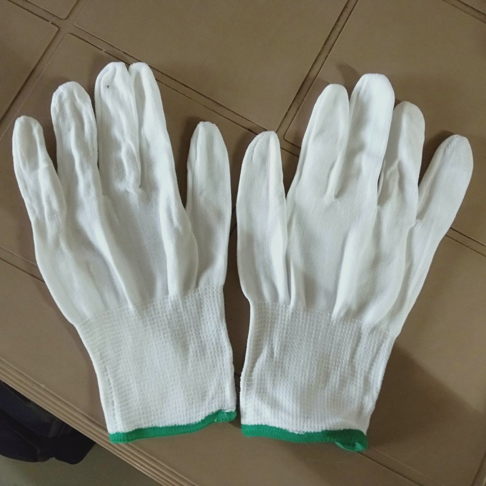 White Nylon Knitted Lint Free Gloves, Size: Medium
