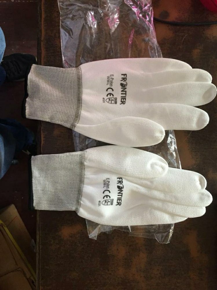Gray Hosiery Reusable Gloves - Washable With Rubber Coating In Front, No. Sweating, Size: Medium