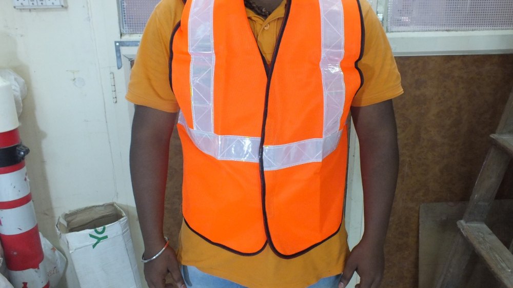Plain Orange Reflective Jacket, For Traffic Control, Size: Small