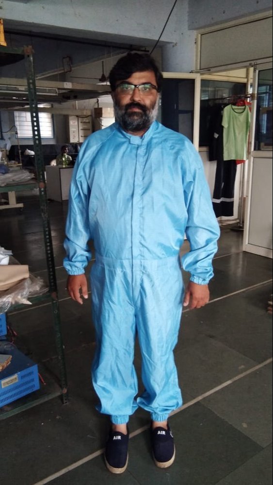 Synthetic Lint-Free Pharma Coverall