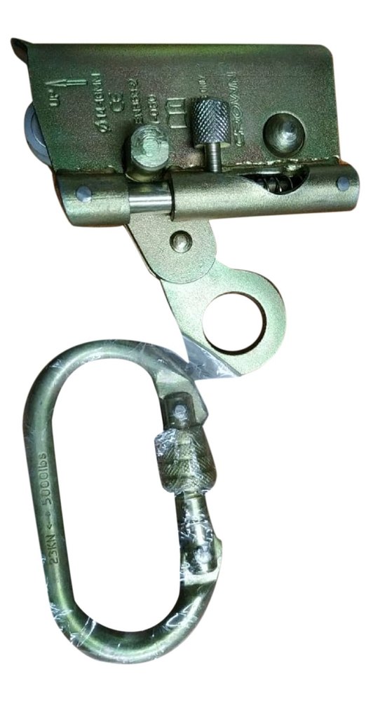 Cast Iron CI Retractable Fall Arrester, Size: 8inch
