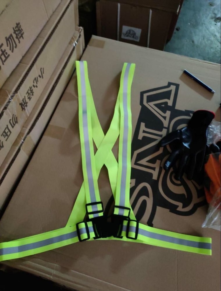 Green Industrial Safety Belts, For Fall Protection, Size: Variable