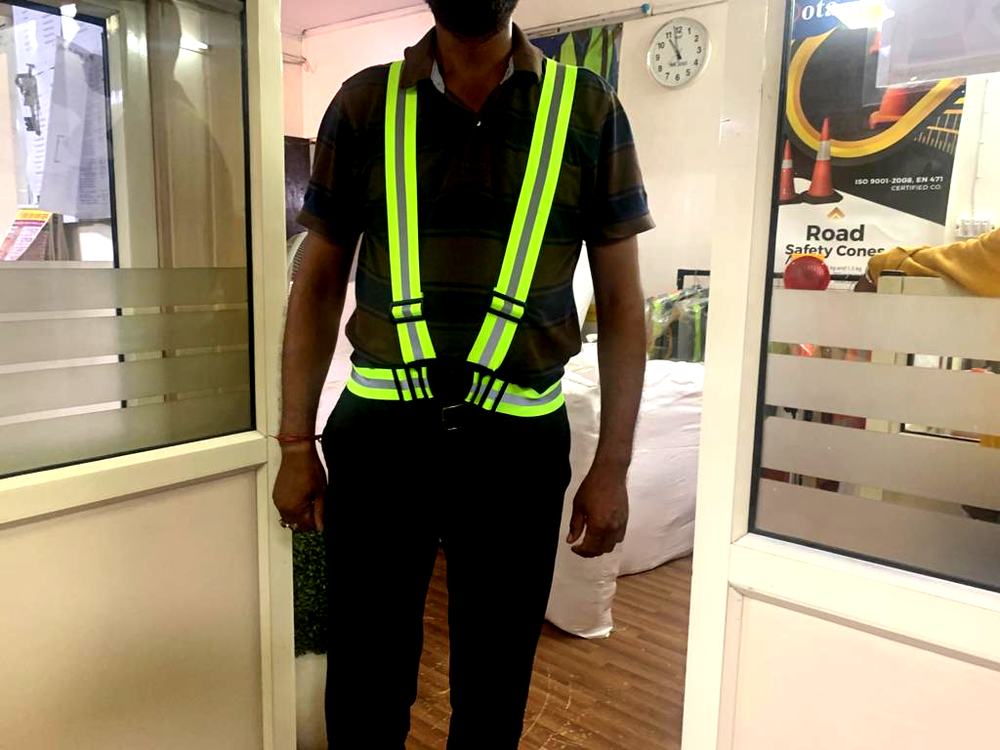 Green, Orange Elastic Reflective Cross Belt, For Construction Site