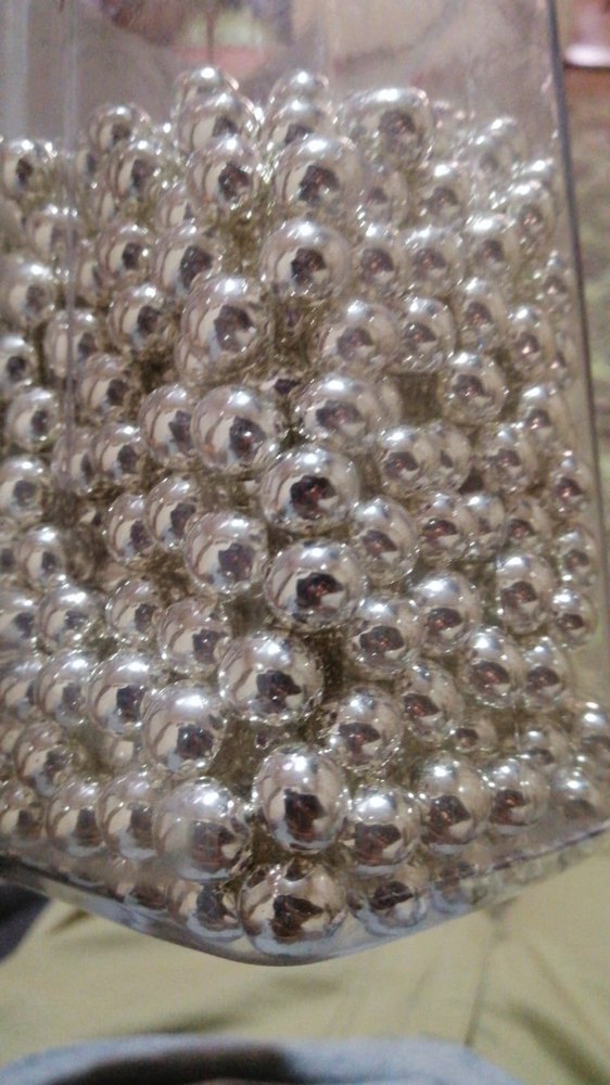 Nasir\'s Cake Decoration Silver Balls Sprinkles, For Bakery, Packaging Size: Medium Sized Bottle