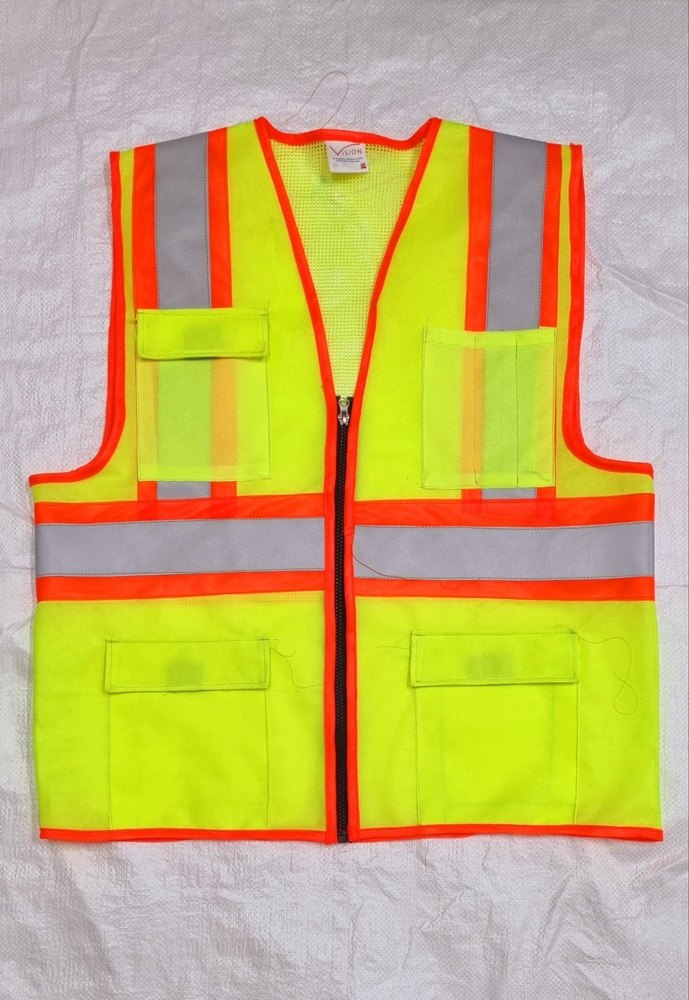 Global Without Sleeves Reflective Safety Jackets, For Construction, Size: Medium