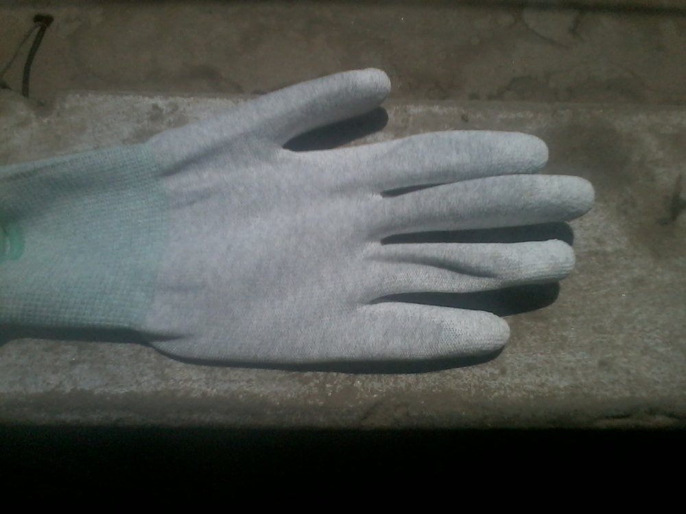 Carbon Knitted PU Palm Coated Gloves