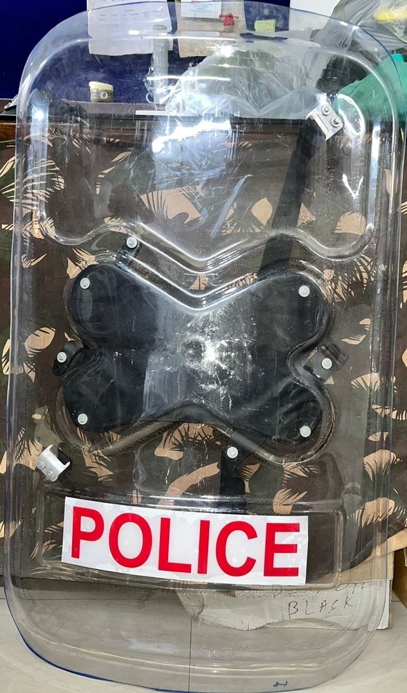 Polycarbonate Police Shield, Size: 3 X 2 Feet