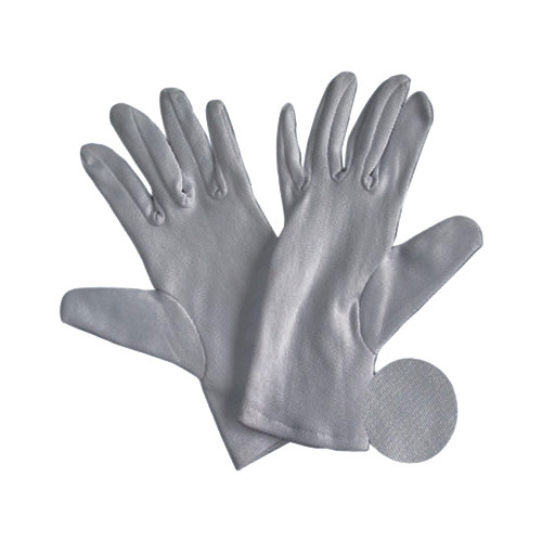 Cut and Sewn Gloves